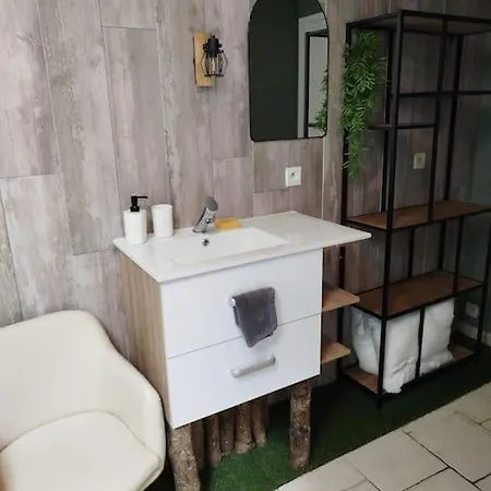 Le Cheval Blanc Au Centre De Feriehus