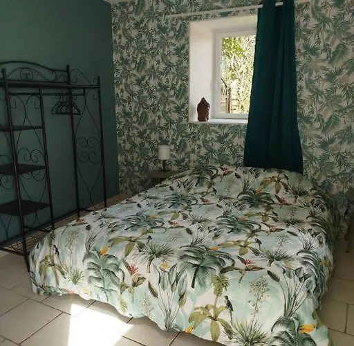 Holiday home Le Cheval Blanc Au Centre De *